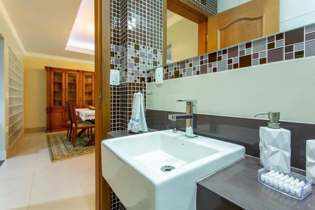 فندق برازيليافي  Alt House 706 Norte المظهر الخارجي الصورة